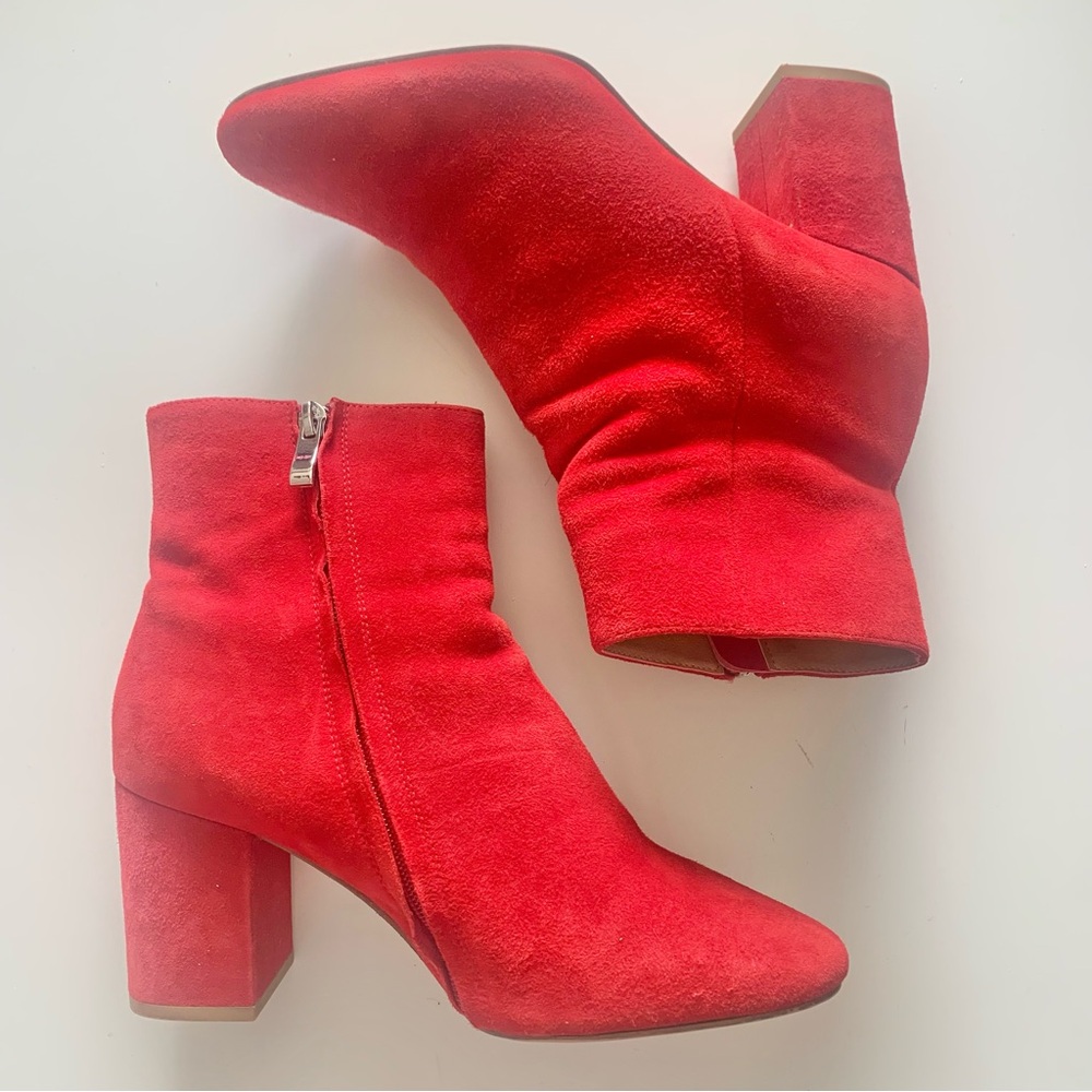 Halogen Abbi Red Suede Block Heel Ankle Booties - Picture 2 of 10